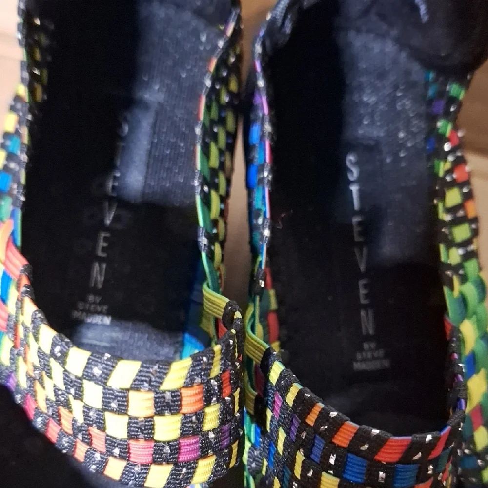 Steven By Steve Madden Brice Multicolor Woven Wedges 7